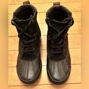 Men’s boots by SOREL excellent condition
